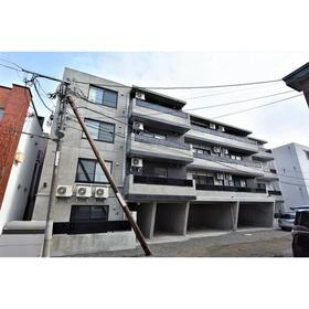 北海道札幌市西区二十四軒四条５ 4階建 築3年4ヶ月