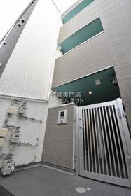 兵庫県尼崎市水堂町１ 3階建 築5年11ヶ月