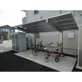 ハピネスＥ 2階建