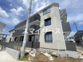 千葉県柏市根戸 3階建 