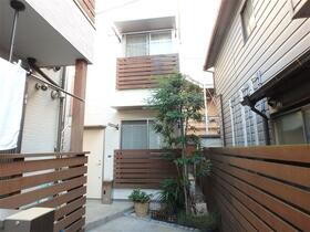 東京都調布市小島町２ 2階建 築13年10ヶ月