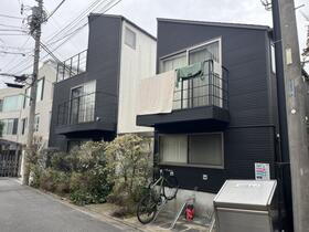 東京都世田谷区松原６ 3階建 築16年2ヶ月