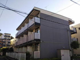 愛媛県松山市清水町２ 3階建 築17年5ヶ月