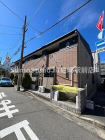 兵庫県尼崎市杭瀬北新町１ 2階建