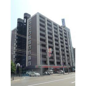 北海道札幌市白石区菊水一条２ 11階建 築33年7ヶ月