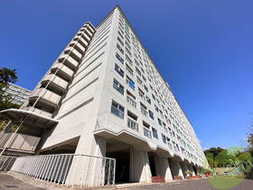兵庫県神戸市兵庫区菊水町１０ 13階建 築52年2ヶ月