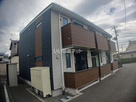 岩手県盛岡市青山４ 2階建