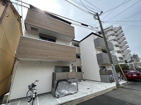 兵庫県神戸市垂水区塩屋町６ 3階建 築2年9ヶ月