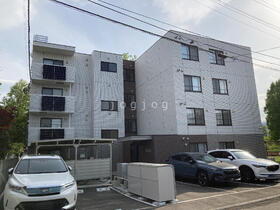 エフュート澄川 4階建