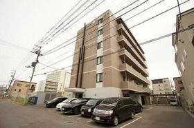北海道札幌市西区発寒四条２ 6階建 築13年2ヶ月