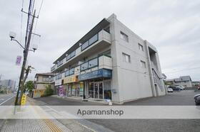 ファーストウィング 3階建