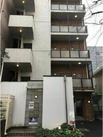 愛知県名古屋市中区伊勢山１ 6階建 築20年8ヶ月