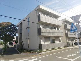 東京都青梅市師岡町４ 3階建 築1年10ヶ月
