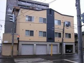 北海道札幌市中央区南二十二条西８ 3階建 築18年10ヶ月