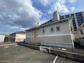 ガーデンパレス 1階建