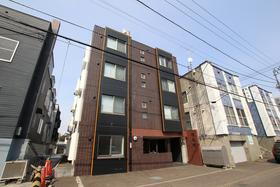 北海道札幌市豊平区平岸三条２ 4階建 築12年9ヶ月