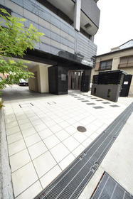 兵庫県神戸市中央区八雲通２ 15階建 築7年6ヶ月