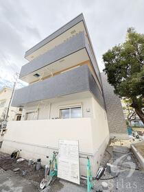 兵庫県尼崎市浜２  3階建