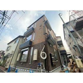 東京都足立区扇２ 3階建 築1年5ヶ月