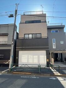 グランバリュー千駄木（旧田中商店ビル） 3階建