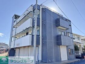 埼玉県熊谷市久下１ 3階建