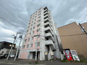 北海道札幌市東区北十三条東１０ 10階建 築17年5ヶ月