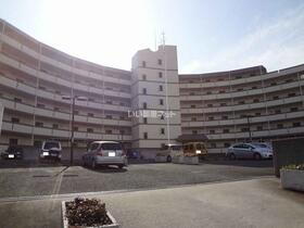 大阪府富田林市五軒家１ 6階建 築30年10ヶ月