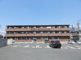 茨城県古河市中央町２ 3階建