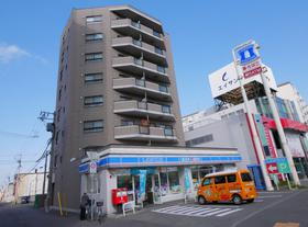 北海道札幌市西区二十四軒四条７ 8階建 築26年1ヶ月