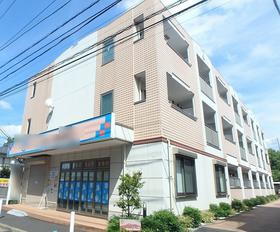 神奈川県横浜市瀬谷区相沢１ 3階建 築13年4ヶ月