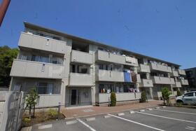 千葉県船橋市海神４ 3階建 築15年1ヶ月