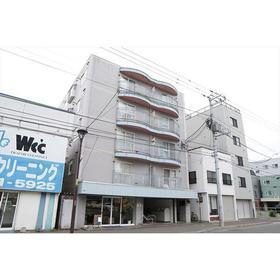 北海道札幌市中央区南八条西１３ 5階建 築34年5ヶ月