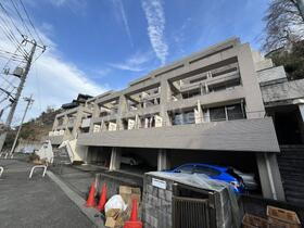 東京都八王子市打越町 8階建