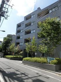 東京都新宿区西早稲田２ 5階建 築21年10ヶ月