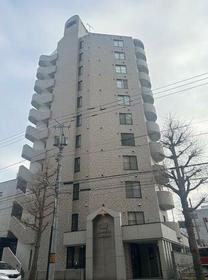 北海道札幌市中央区南二条西１８ 11階建