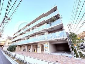 東京都板橋区成増２ 5階建