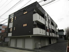 北海道札幌市東区北二十二条東１９ 3階建 築7年2ヶ月