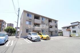 イーストハイム 3階建