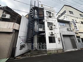 トーヨーマンション 3階建