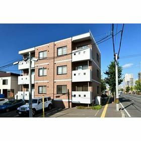 北海道札幌市北区新琴似五条１ 3階建 築20年3ヶ月