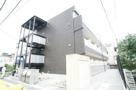 神奈川県相模原市中央区高根２ 築8年5ヶ月 3階建