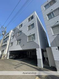 北海道札幌市中央区南八条西１３ 4階建 築24年6ヶ月