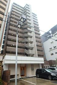 愛知県名古屋市東区泉１ 15階建 築18年3ヶ月