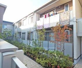 京都府亀岡市篠町浄法寺中村 2階建 築9年11ヶ月