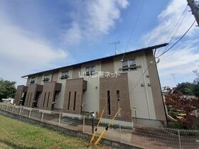 茨城県石岡市杉並４ テラスハウス