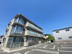 兵庫県姫路市北条永良町 3階建 築7年5ヶ月