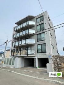 北海道札幌市手稲区富丘一条７ 5階建 築3年6ヶ月