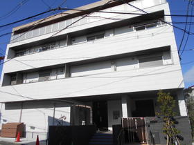 東京都品川区西大井３ 4階建 築8年10ヶ月