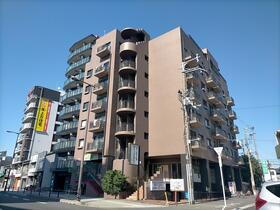 メゾンダーバン