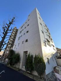 東京都荒川区東尾久３ 6階建 築52年3ヶ月